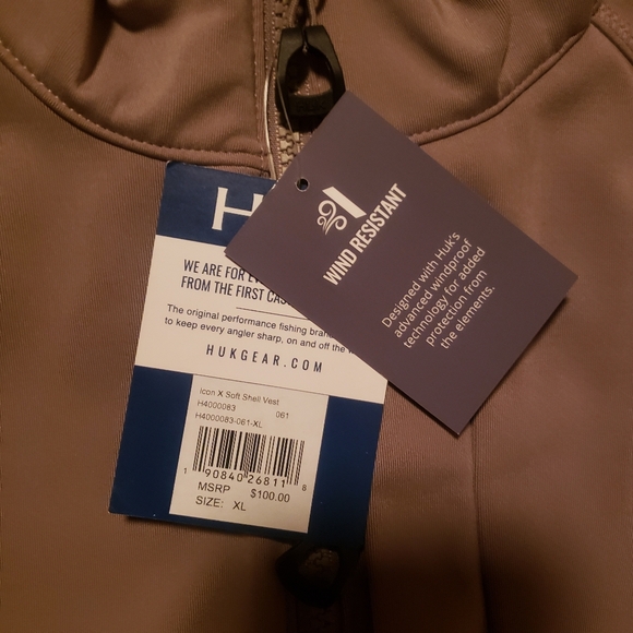New with tags xl huk fishing vest - Picture 2 of 3